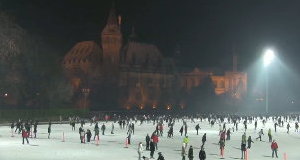 Eislaufbahn hinter dem Heldenplatz in Budapest