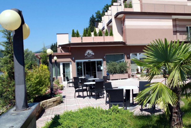 Park Hotel du Lac in Levico Terme direkt am See
