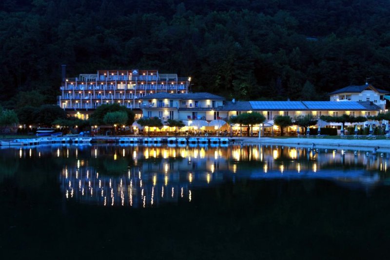 Panoramablick aus dem Parc Hotel du Lac