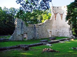 Ruinen der Kirche und Kloster von Barátipuszta