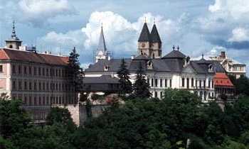 Kirchen, Museen und Verwaltungsgebäude im Zentrum von Veszprém