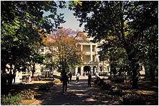 Das Herzkrankenhaus von Balatonfüred direkt am Balaton