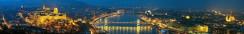 Budapest in Abendbeleuchtung