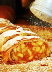 Apfelstrudel