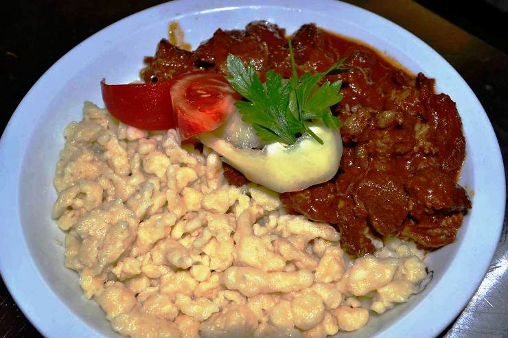 Lammgulasch - Birkapörkölt